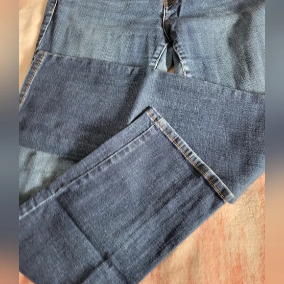 Levi 505 Straight Leg - Picture 3 of 10